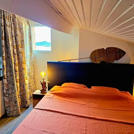 Duplex De Charme Face A Porquerolles Apartment Hyeres
